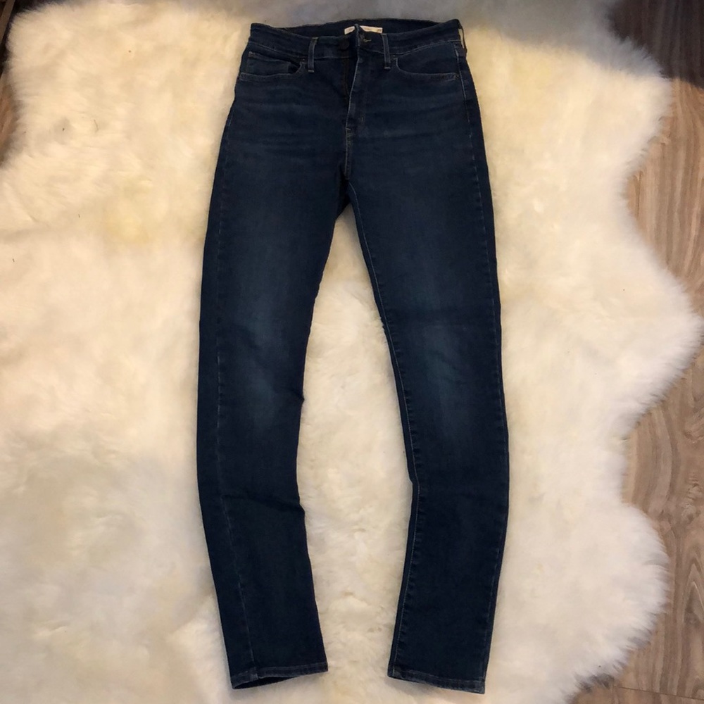 Levi’s skinny jeans